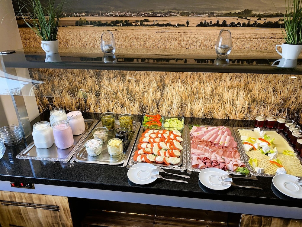 LIEBLINGSPLATZ, MEIN BERGHOTEL 18/50