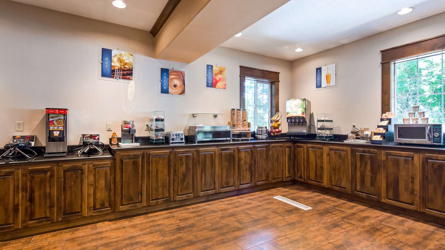 Best Western Plus Prairie Inn 11/19