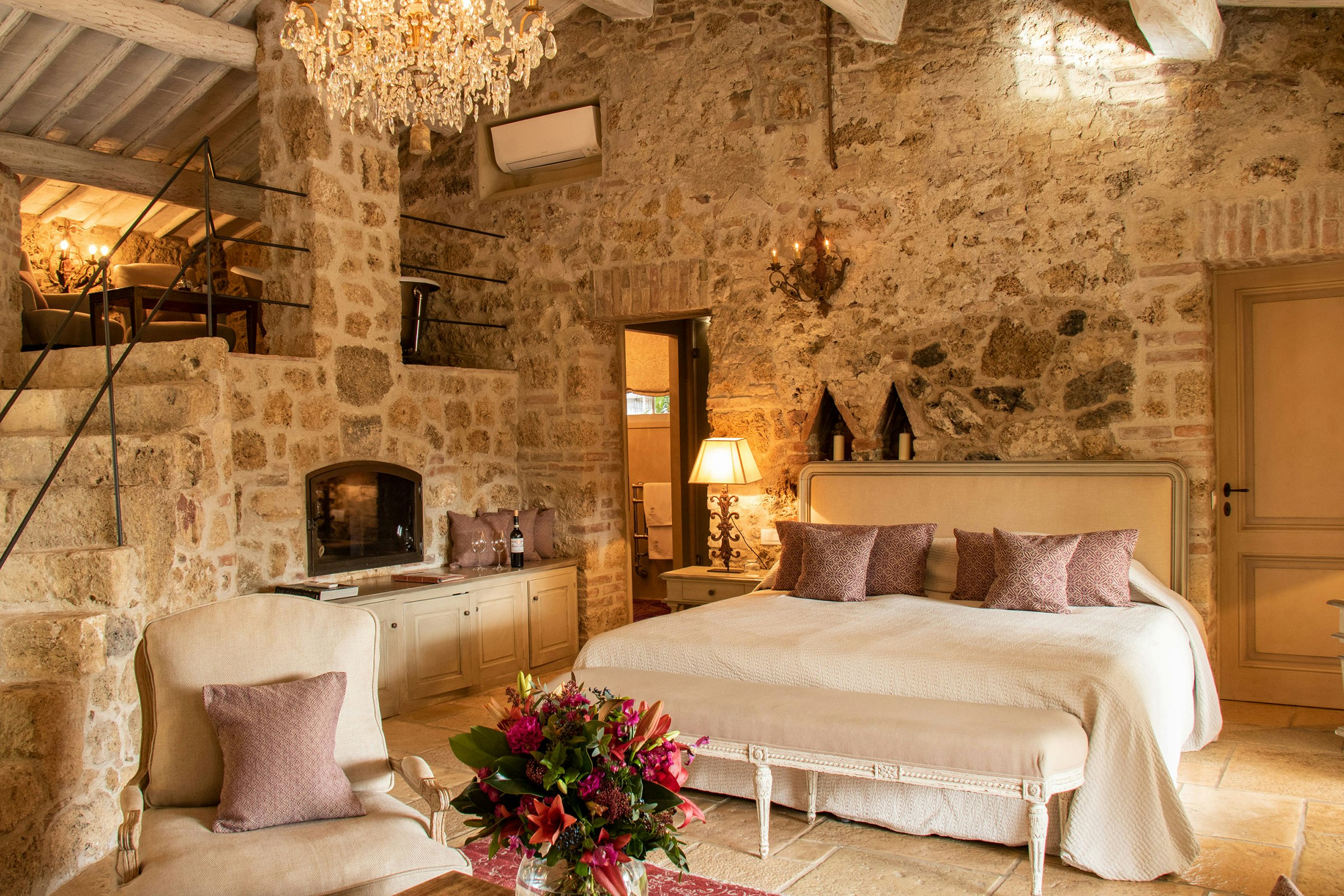 Vecchio, Suite