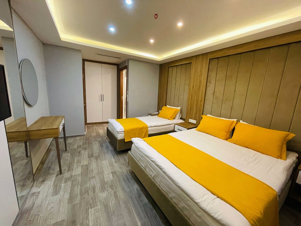 Zem Hotel 5/45