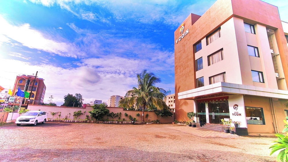 Hotel 9 Coin 44/48
