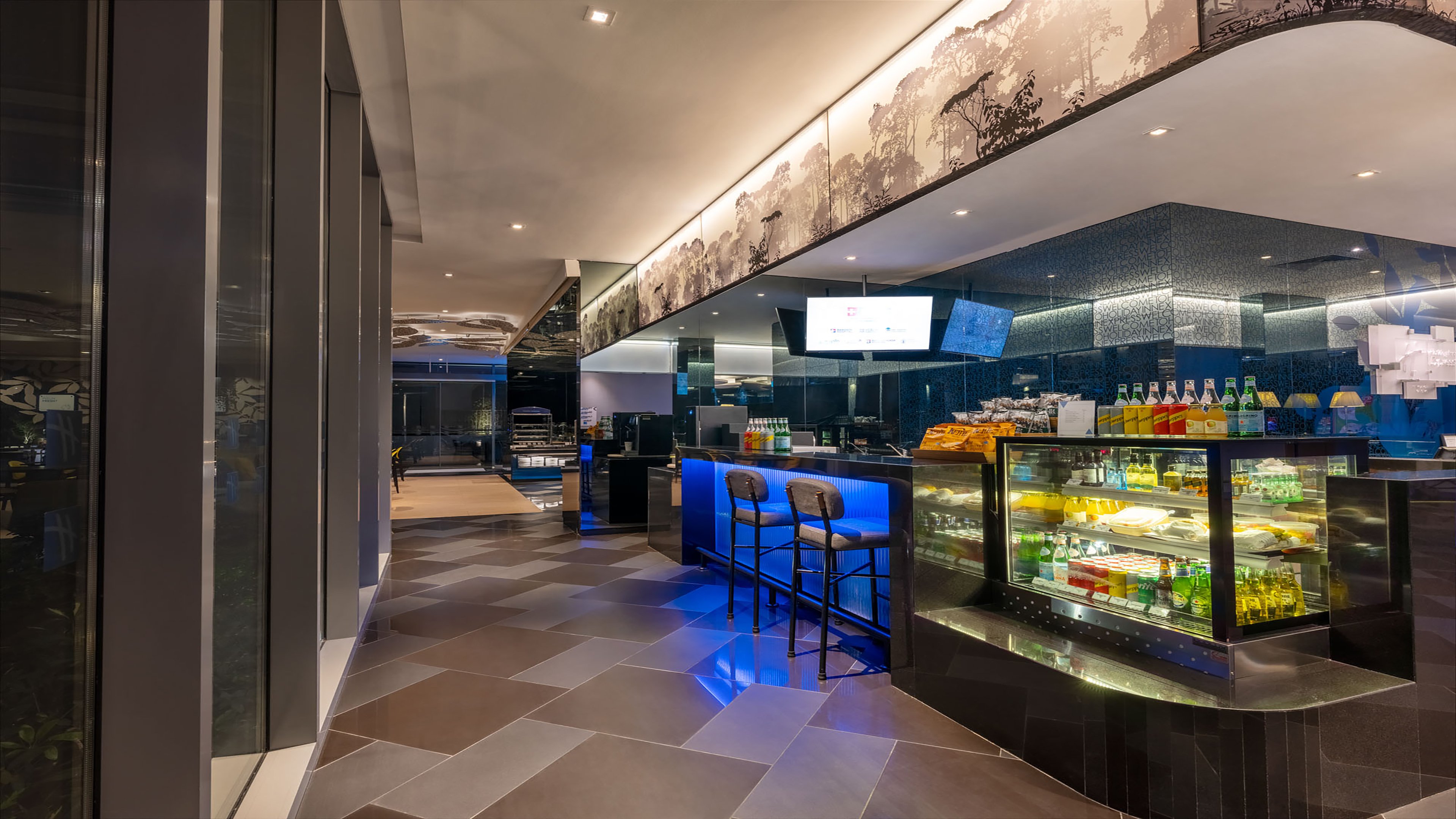 Holiday Inn Express Singapore Katong 50/51