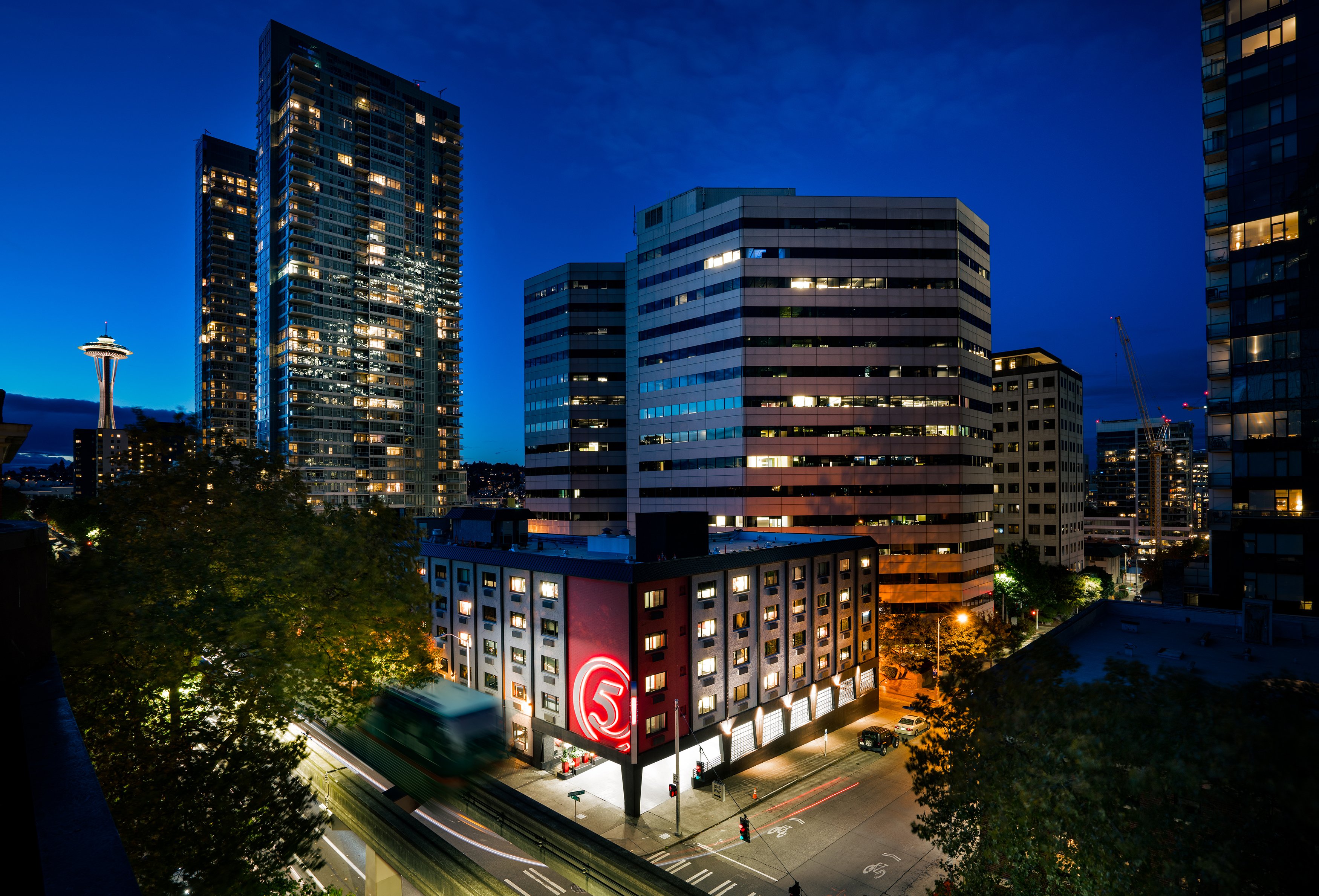 Staypineapple Hotel FIVE Downtown Seattle 48/51