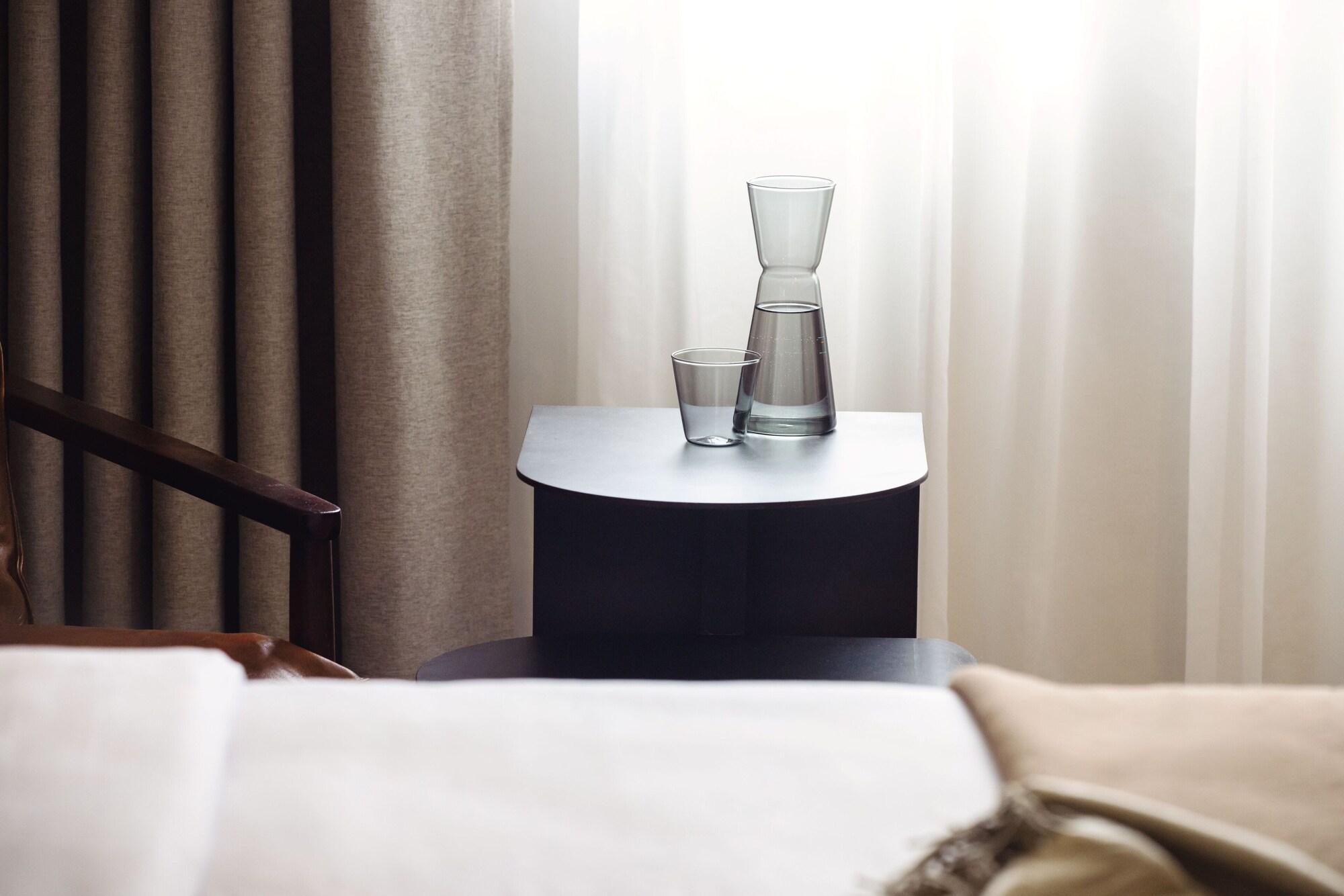 Nomadic Urban Premium Suites 20/50
