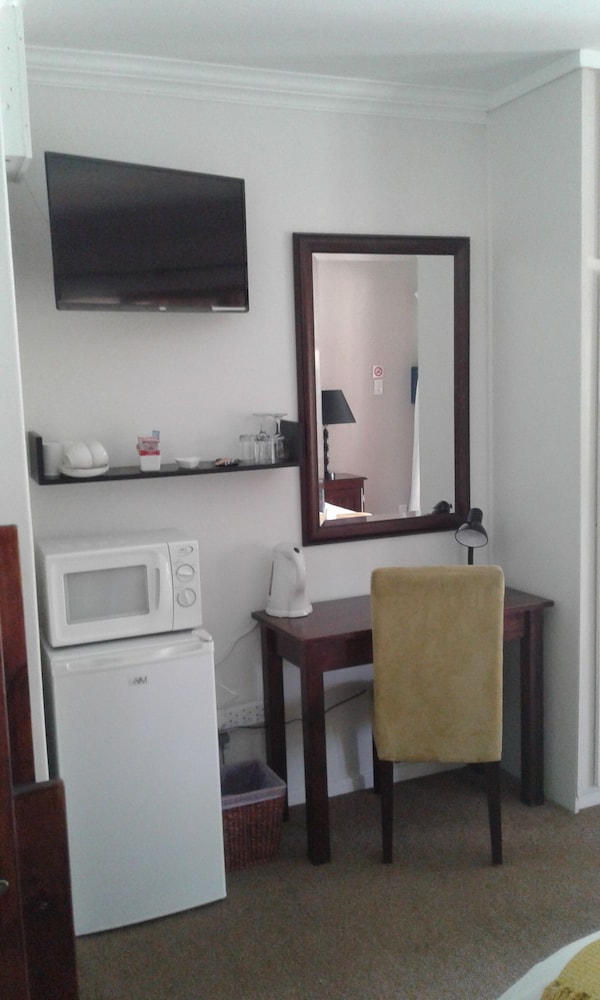 Amani Guest Lodge 2/41
