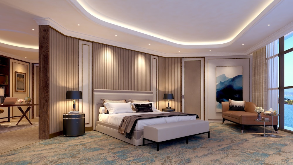 Penthouse Suite, King Bed, Ocean View, High Floor