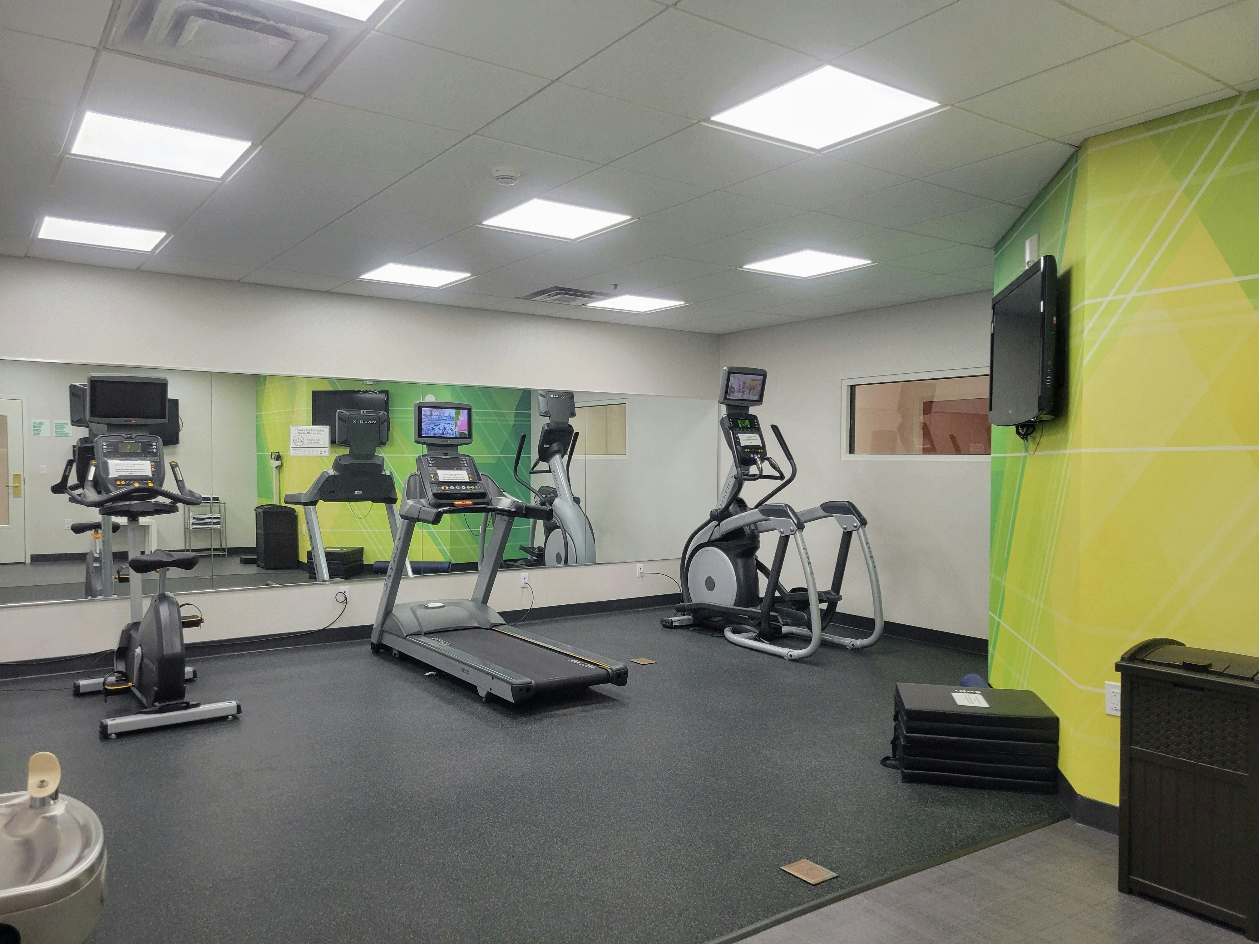 Holiday Inn Hotel Suites Ann Arbor Univ Michigan 37/73
