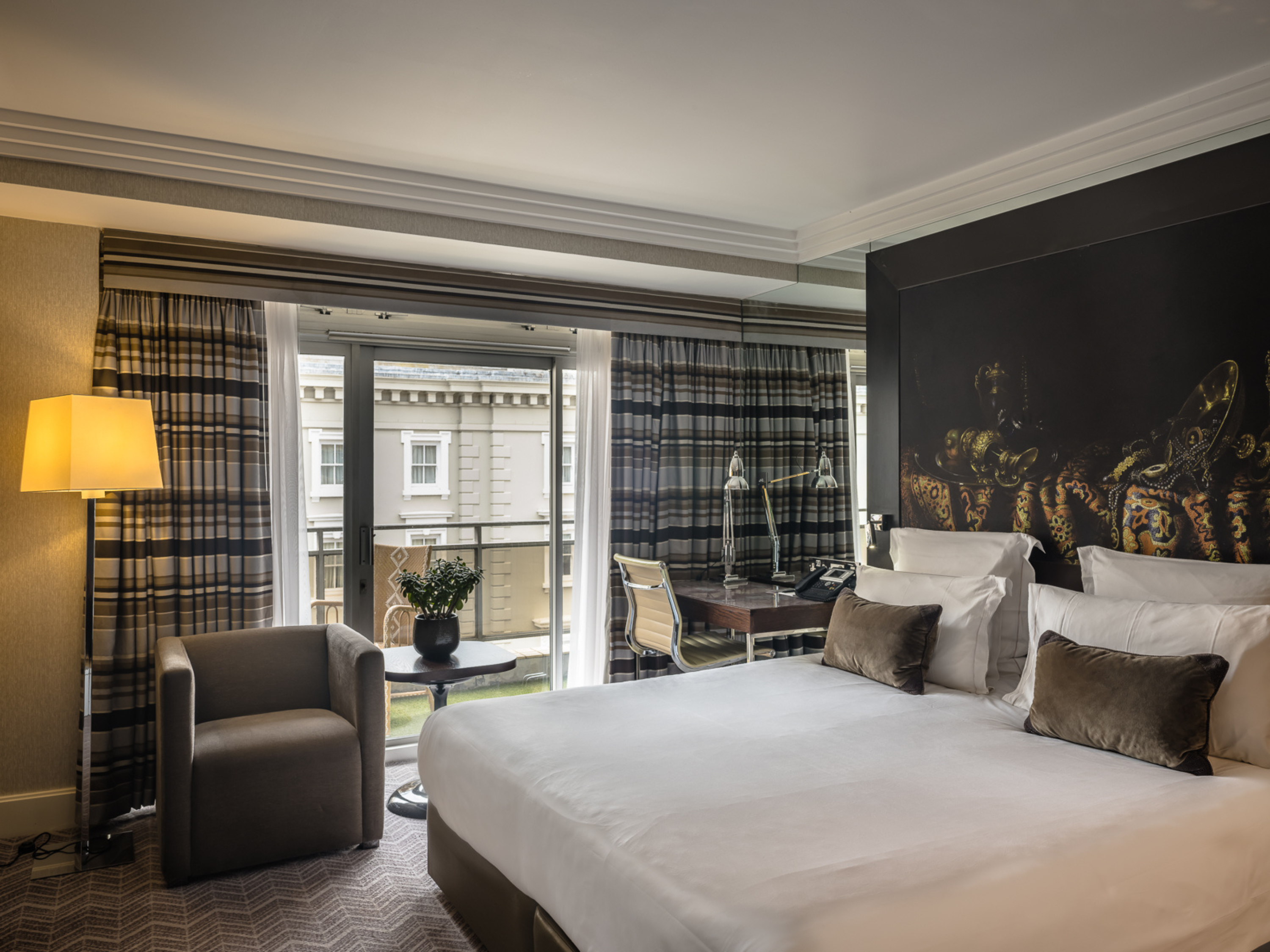 The Lowndes London – A Jumeirah Partner Hotel 11/46