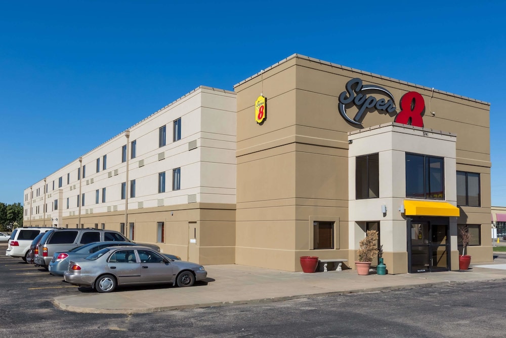 北威奇托速 8 酒店(Super 8 By Wyndham Wichita North) 图片1