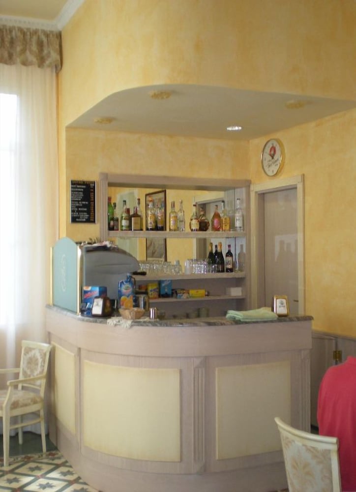 Hotel Villa Primavera 7/94