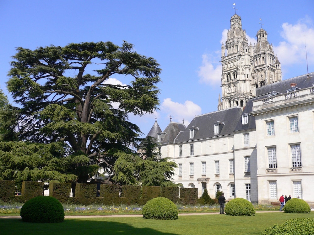 LOIRE VALLEY LODGES - HOTEL 43/50