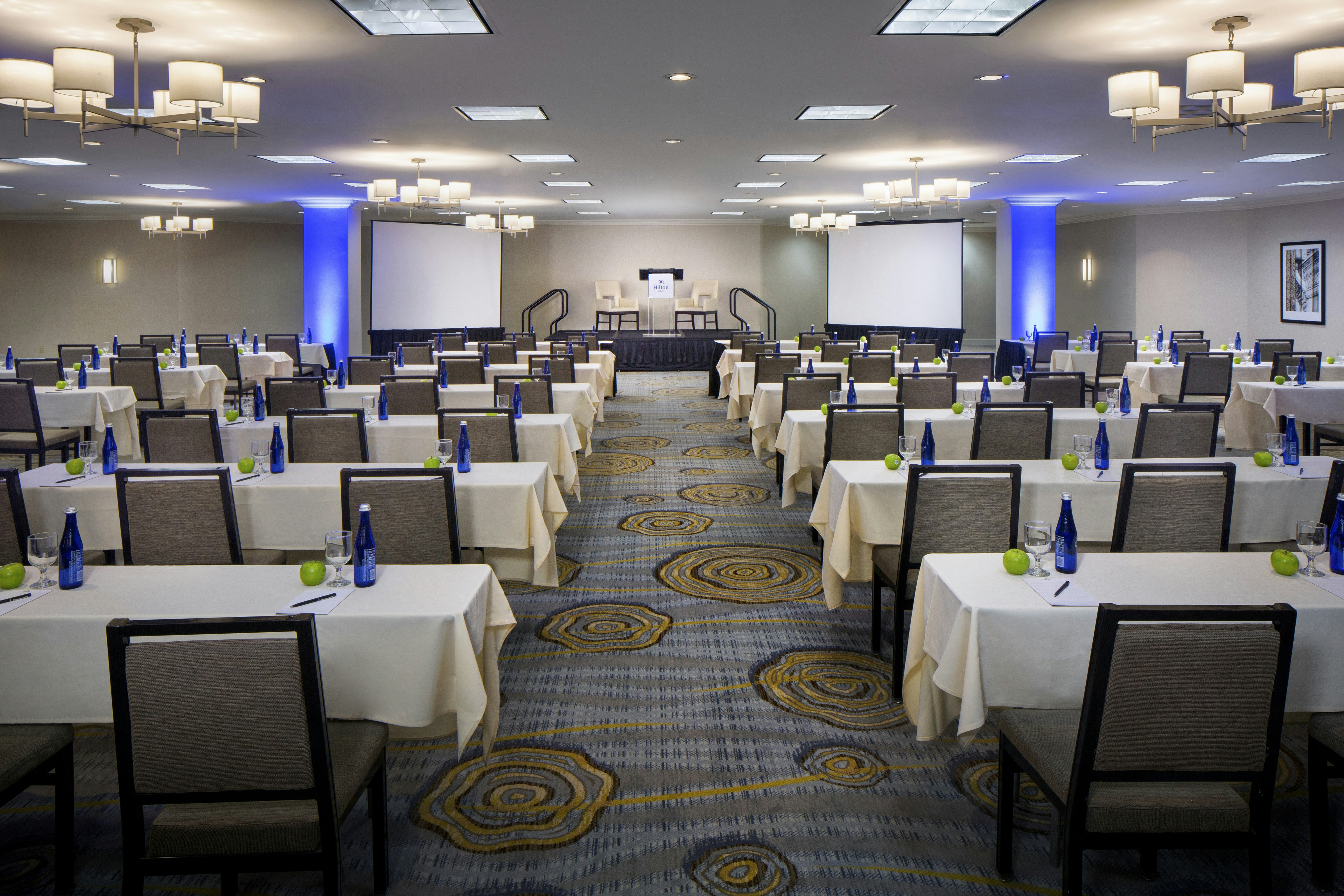 Hilton Albany 64/80