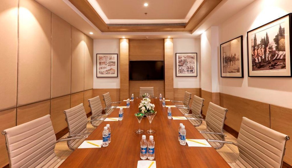 Lemon Tree Hotel Lucknow 20/23