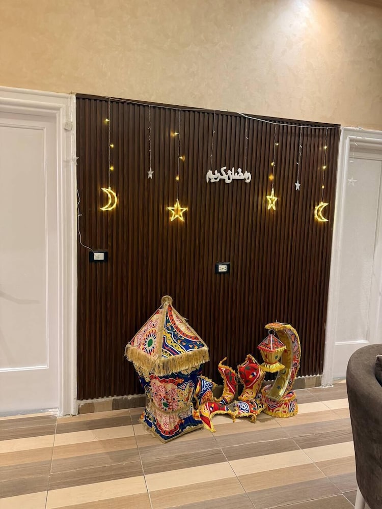 Golden Palace Hotel 7/49