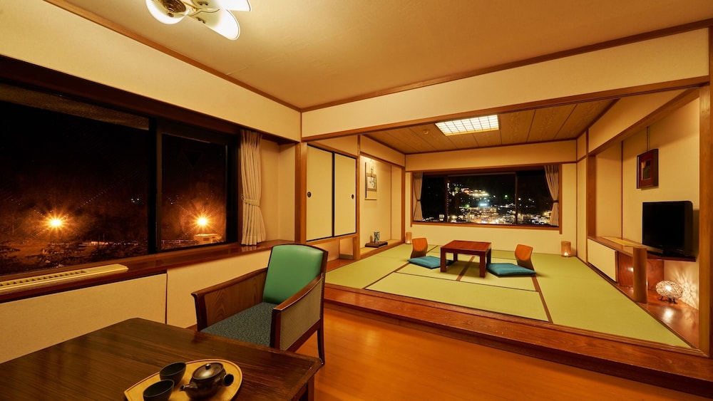 Ooedo Onsen Monogatari Premium Gero Honkan 46/65