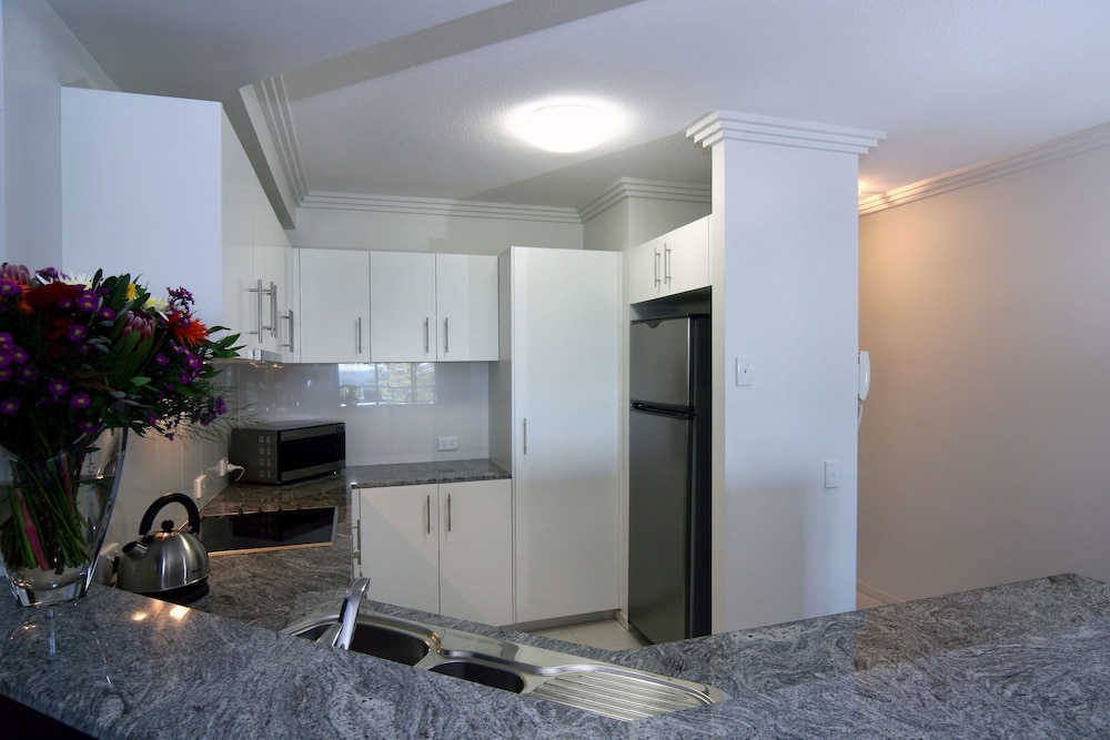 SCARBOROUGH BEACH RESORT 36/72