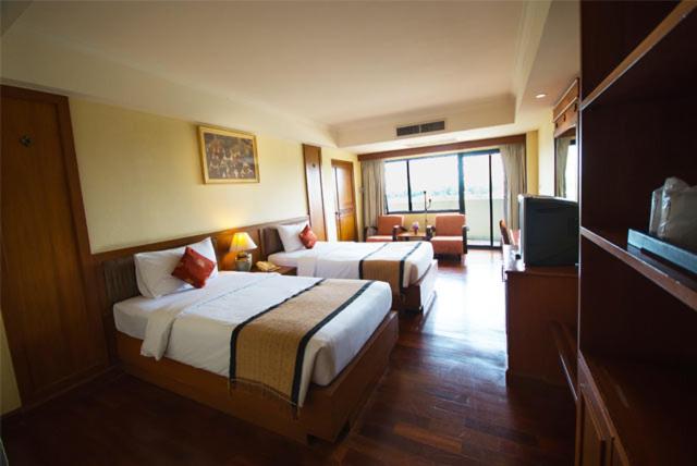 Chakungrao Riverview Hotel 10/24