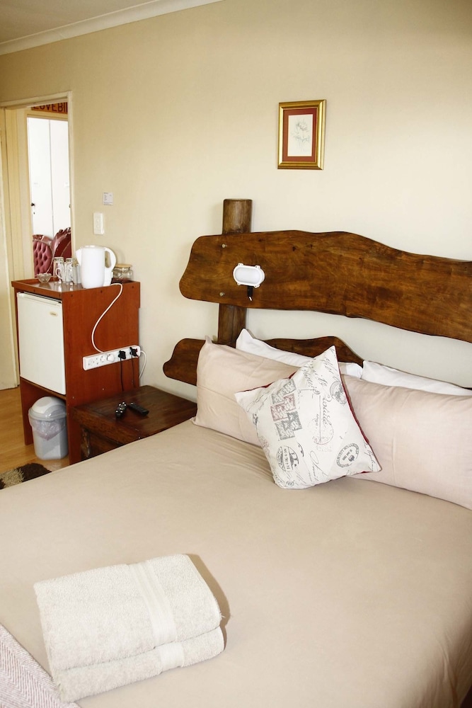 Kalahari Guest House 13/50