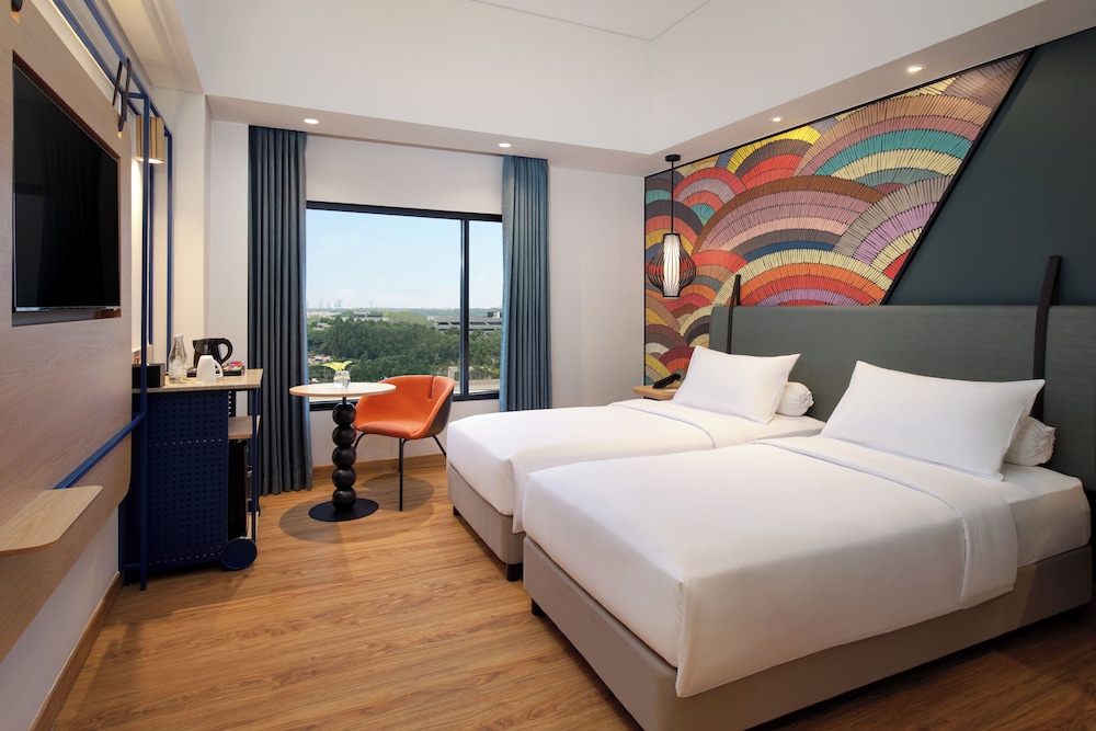 SUPERIOR, TWIN BEDS