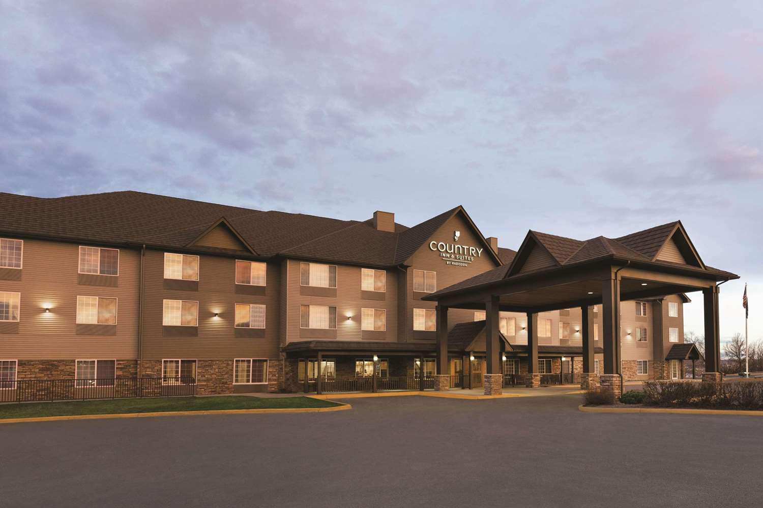 Country Inn & Suites by Radisson, Billings, MT 3/34