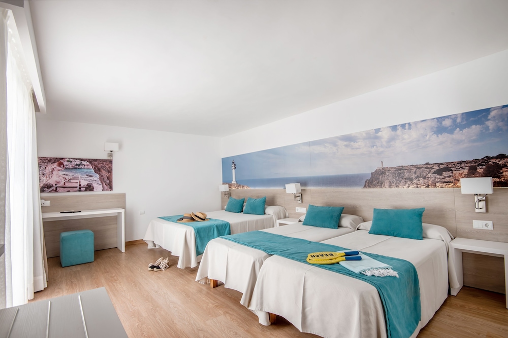 Hostal Es Pi 24/54