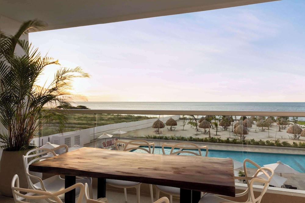 Wyndham Santa Marta Aluna Beach 71/75