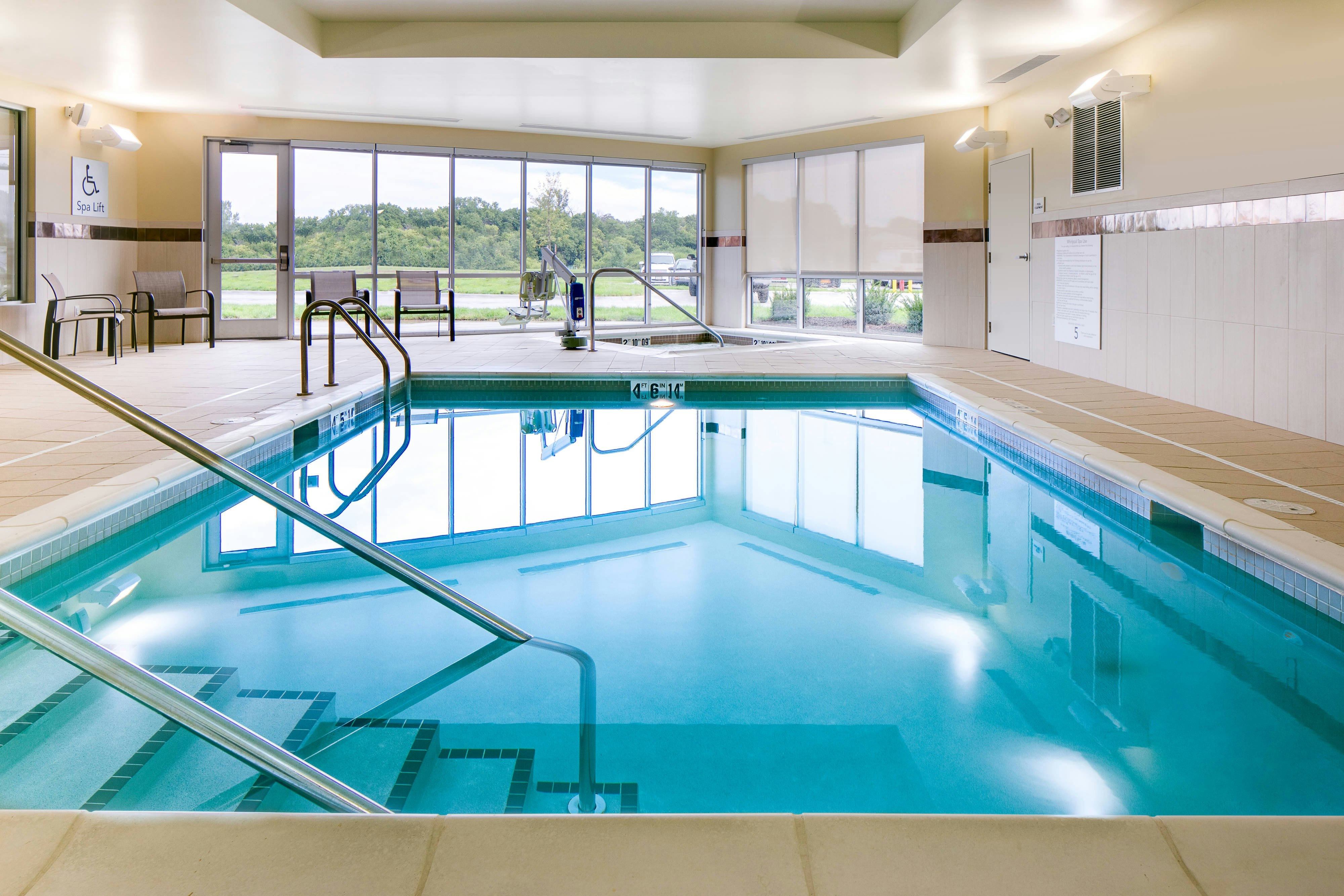 Courtyard Omaha Bellevue At Beardmore Event Center 8/33