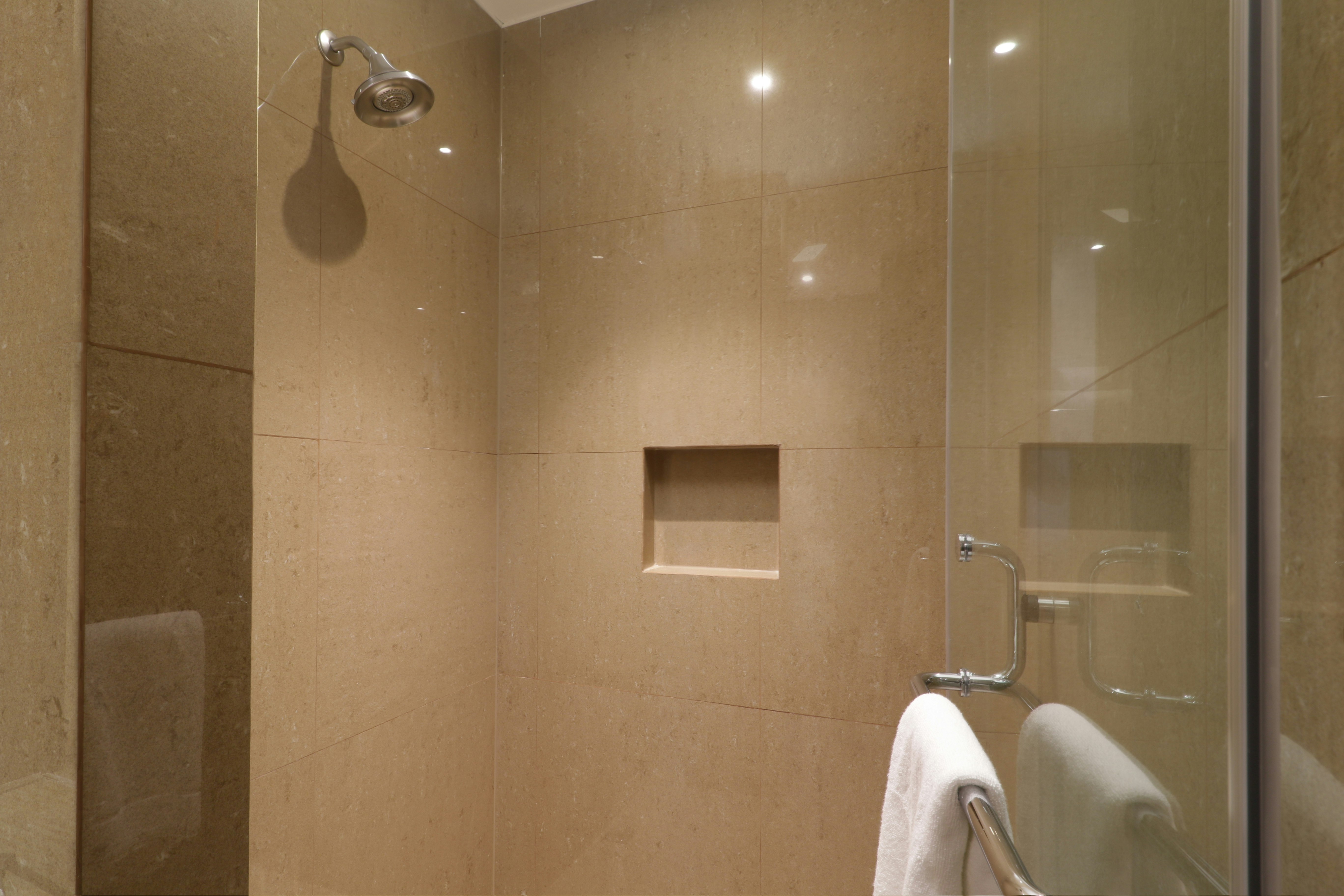 Holiday Inn Express Suites Monterrey Valle 74/74