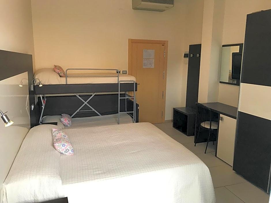 Hotel Ricchi 23/50