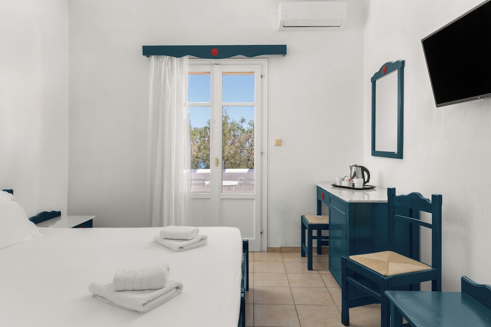 Paros Inn Hotel 19/50