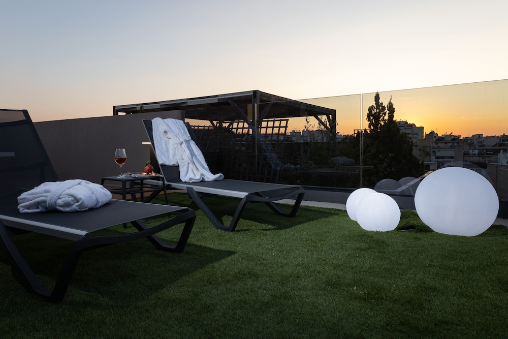 LUX&EASY Acropolis Suites 25/50