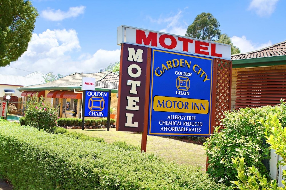GARDEN CITY MOTOR INN — photo 2