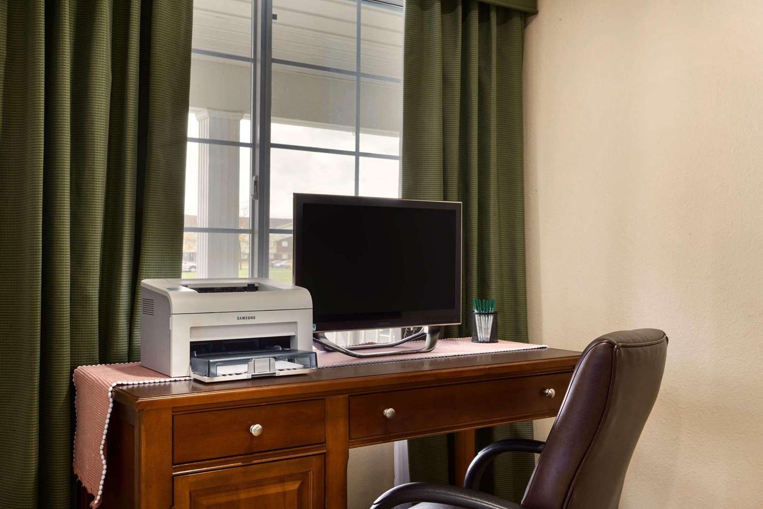 Country Inn & Suites by Radisson, Marion, OH 7/7
