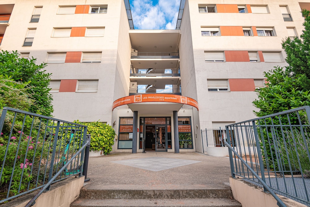 Privilodges Apparthotel Lyon Lumiere 3/26