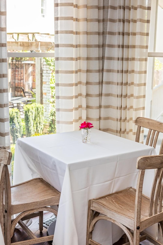 Freemason Inn - Bed &amp; Breakfast 28/36