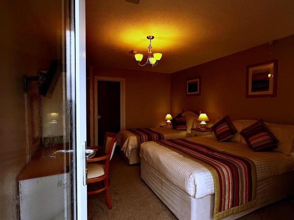 OYO Ocean Haze Hotel 32/58