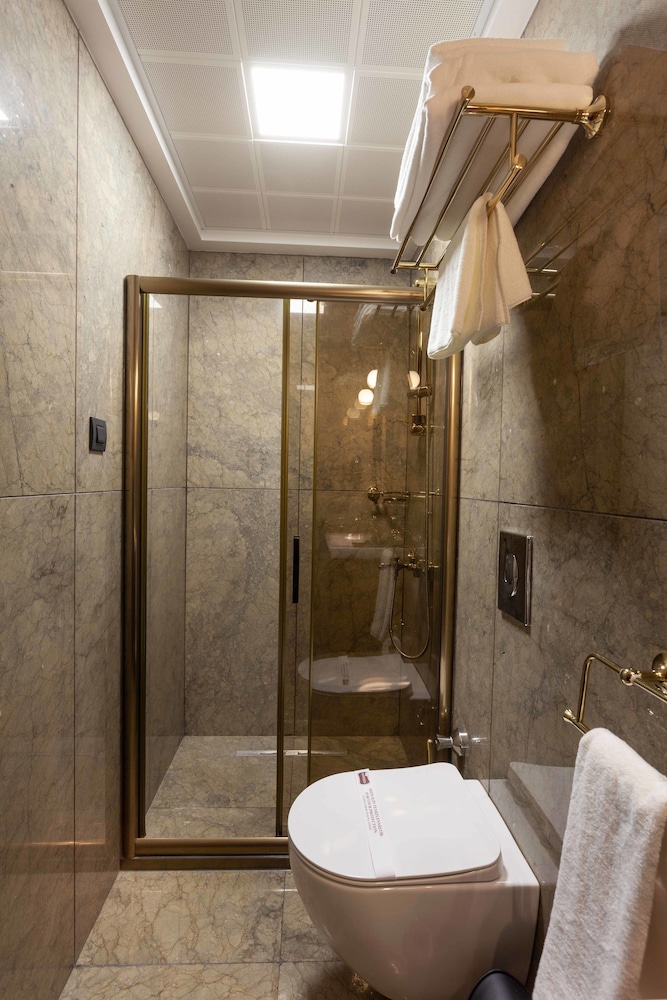 Royal, King Bed, City View, Bablin Butik Otel 4/4