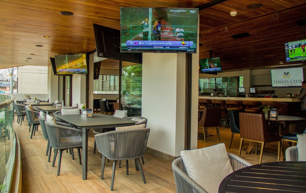 Costa Rica Tennis Club And Hotel 56/80