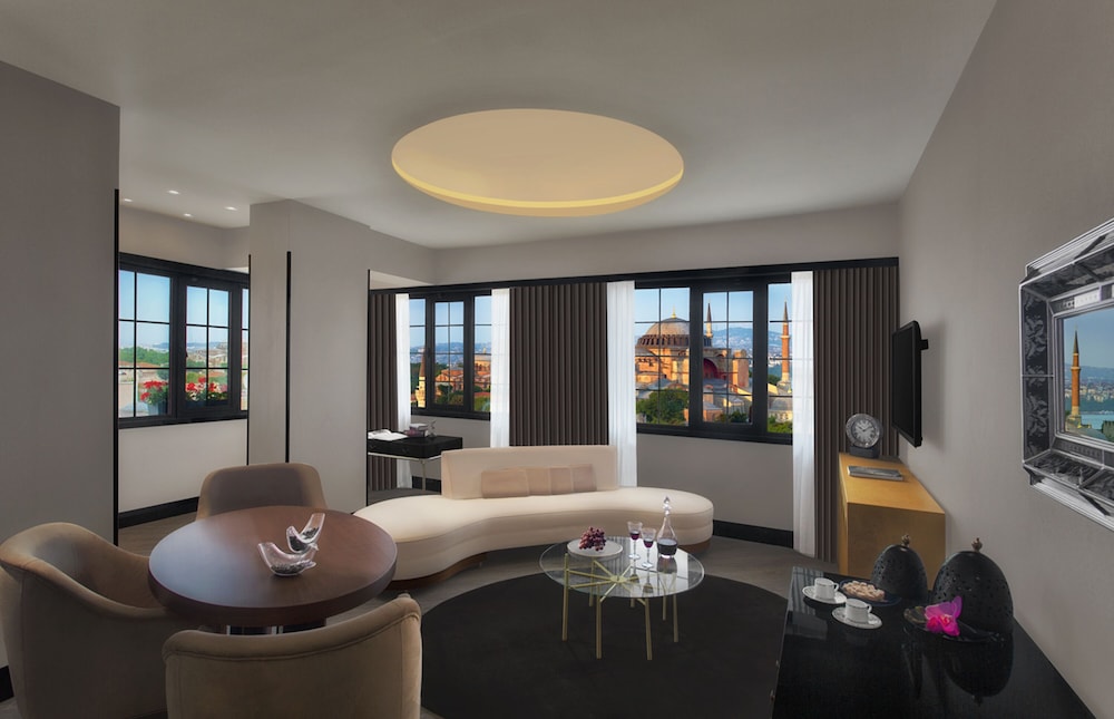 Sura Hagia Sophia Hotel 50/70