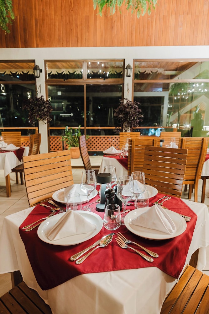 Hotel Ficus Monteverde 62/74
