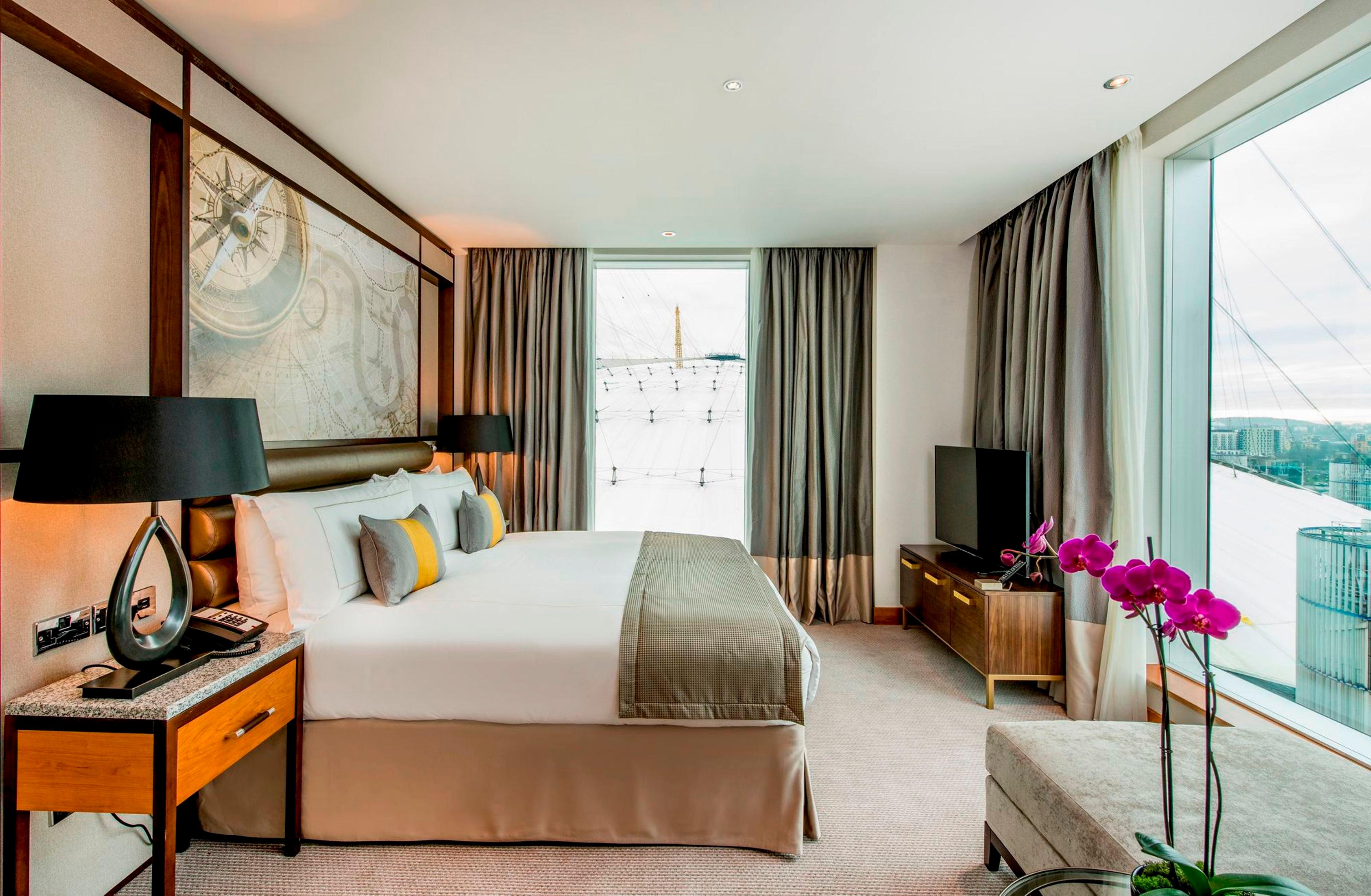 Ambassador, Suite