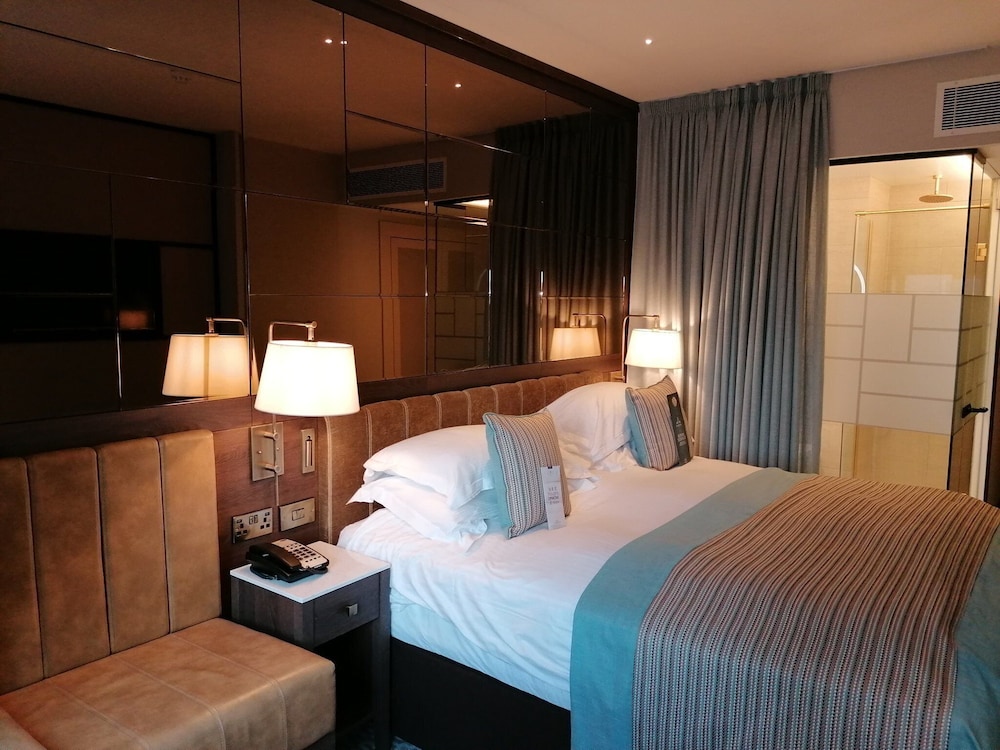 Europa Hotel 25/47
