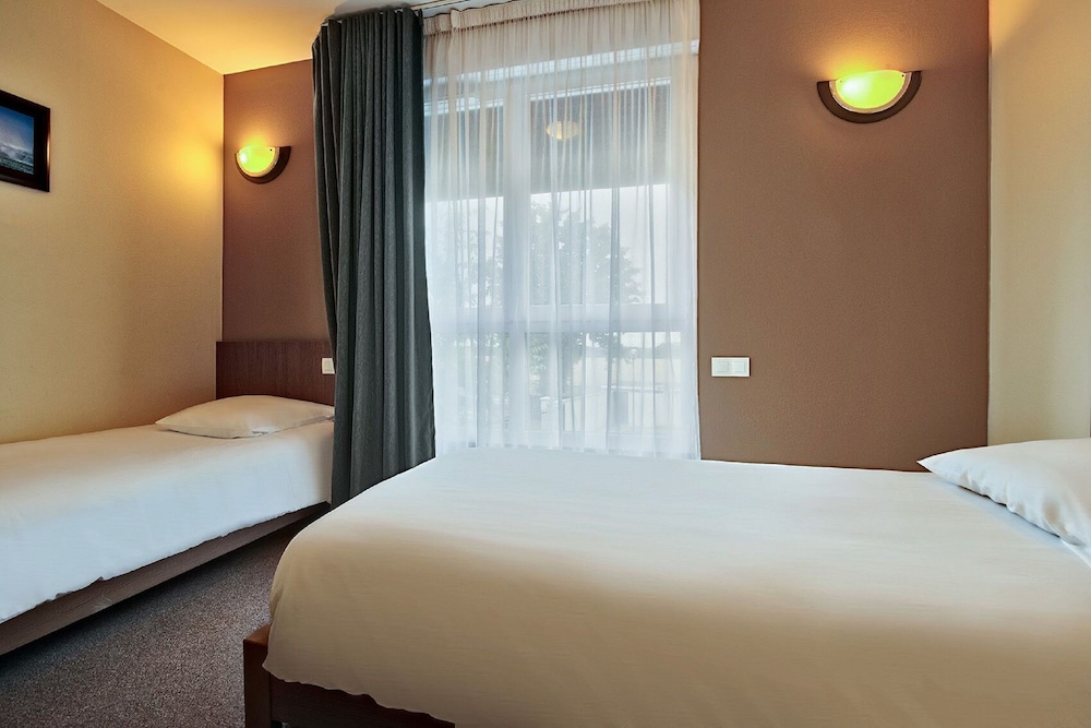 Hotel Residence Zenitude Magny Les Hameaux Versailles 16/49