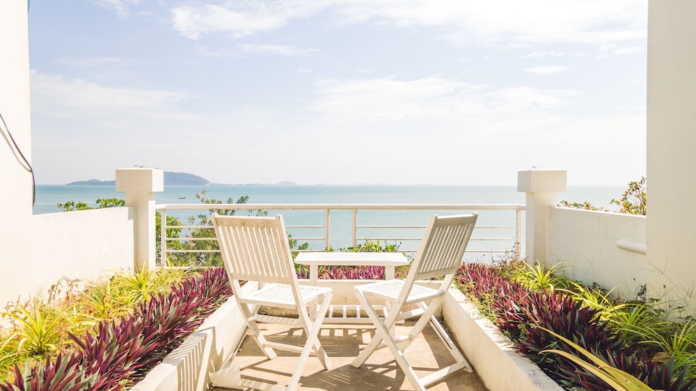 Saravoan Hotel Kep 63/65