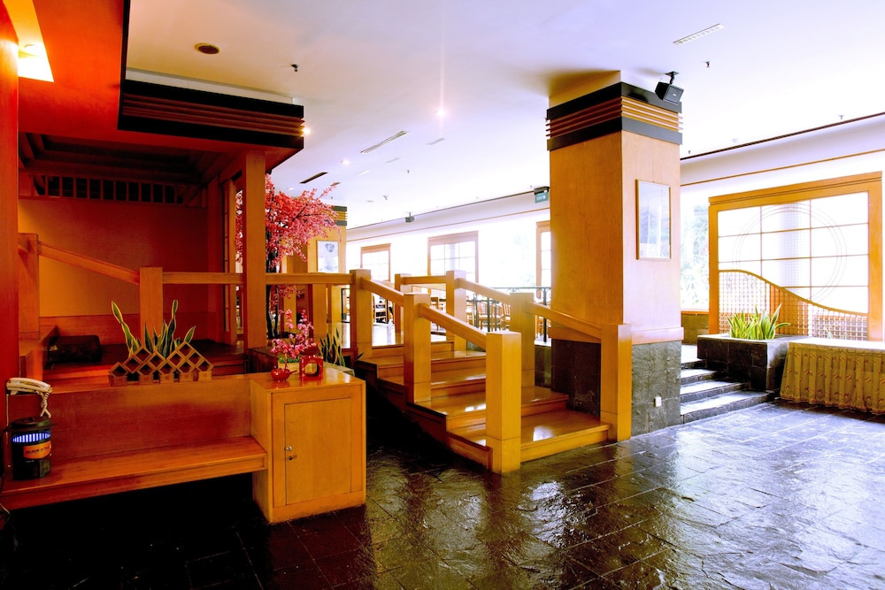 Lumire Hotel And Convention Centre 6/50
