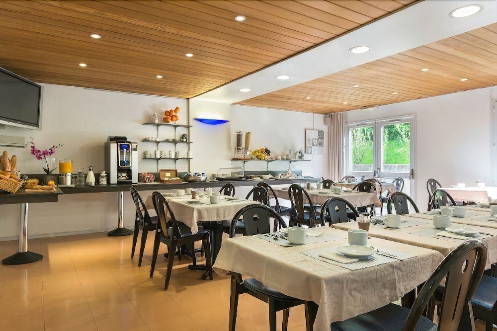 greet Hotel Montbeliard 41/61
