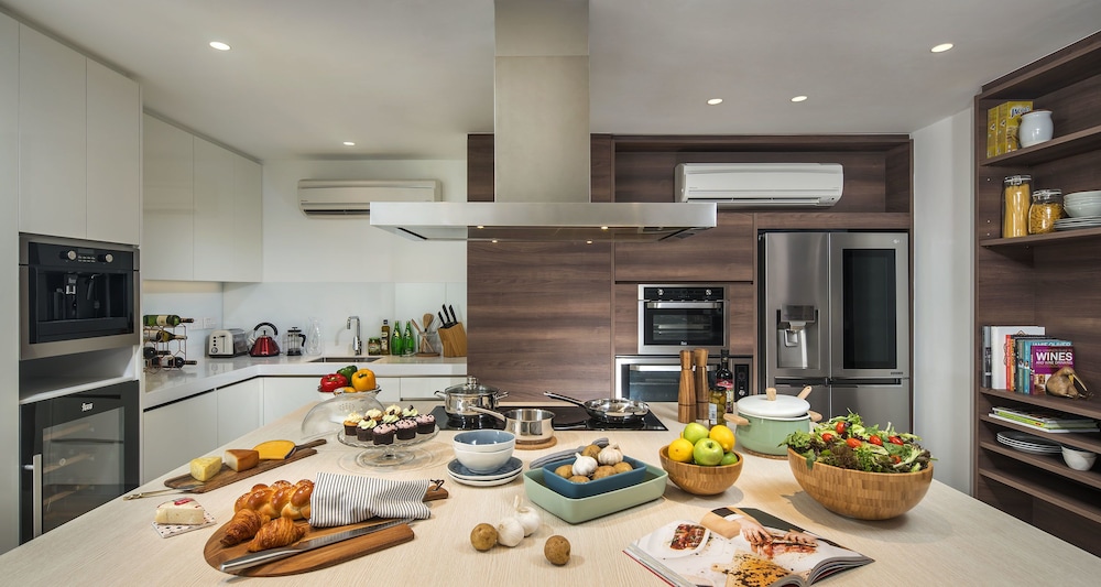 Lanson Place Winsland Residences 35/40