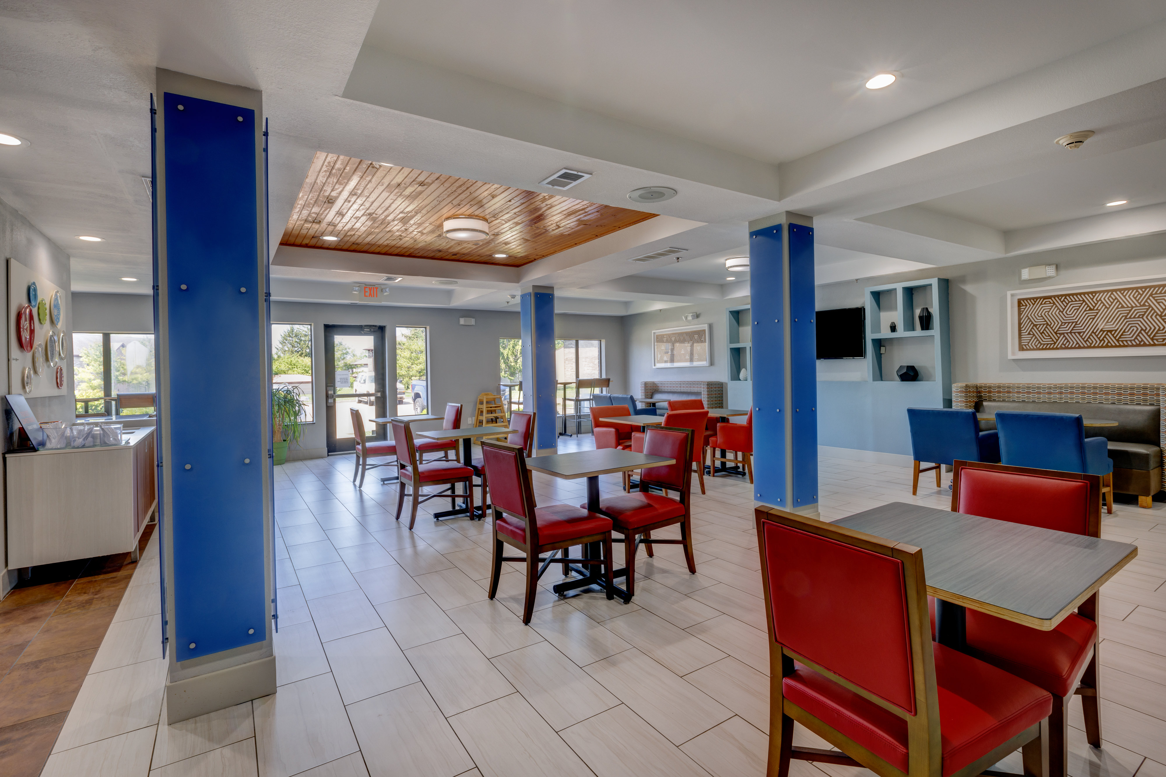 Holiday Inn Express Hotel And Suites Shelbyville Indianapolis 53/71