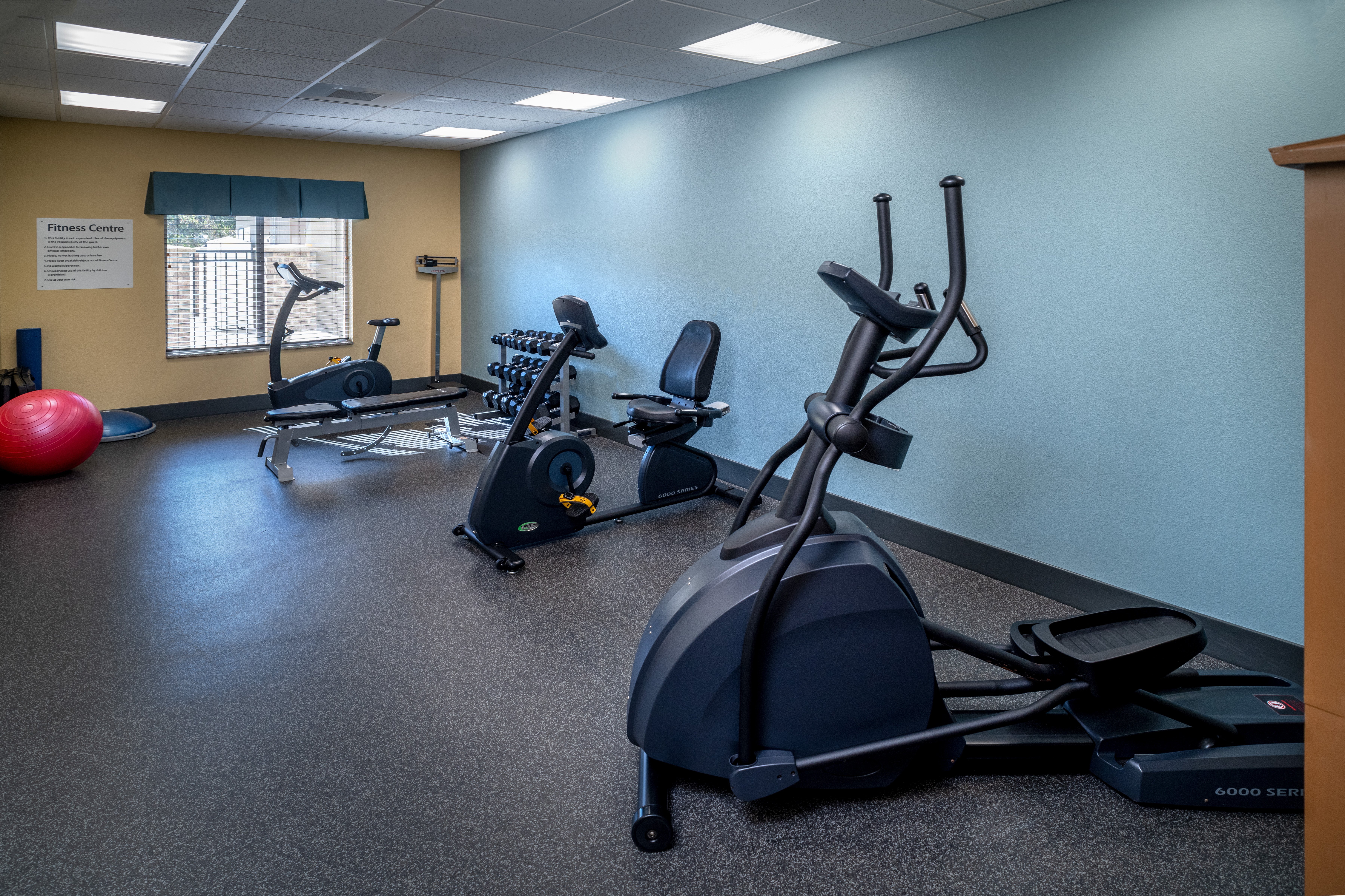 Holiday Inn Express And Suites Lebanon 30/40