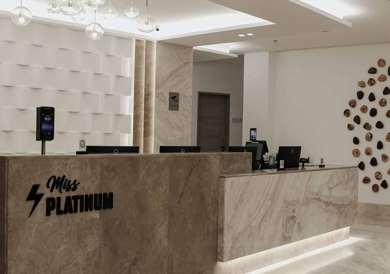 Ray Hotel Kuwait 10/63